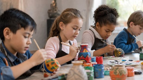 Faire découvrir la culture aux enfants : idées d’activités ludiques