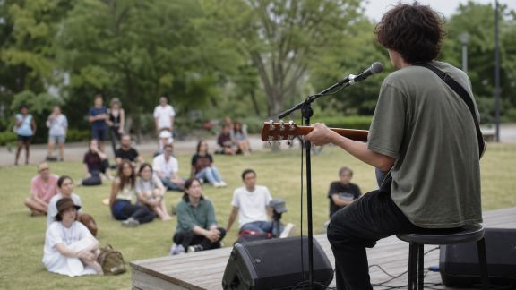 Concerts gratuits : où profiter des musiciens émergents cet été