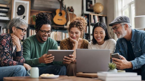 Enrichir ses discussions culturelles grâce à des groupes en ligne adaptés à ses centres d’intérêt