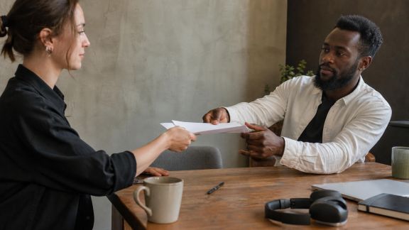 Initier une correspondance autour de la critique littéraire ou musicale